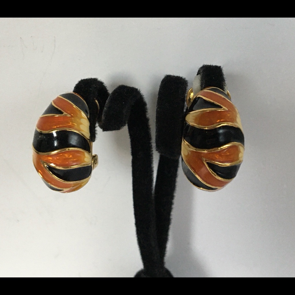 Kenneth Jay Lane (K.J.L) Signed Enamelled Clip Earrings